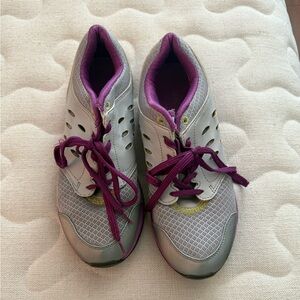 Vionic Gray and Purple Athletic Sneakers